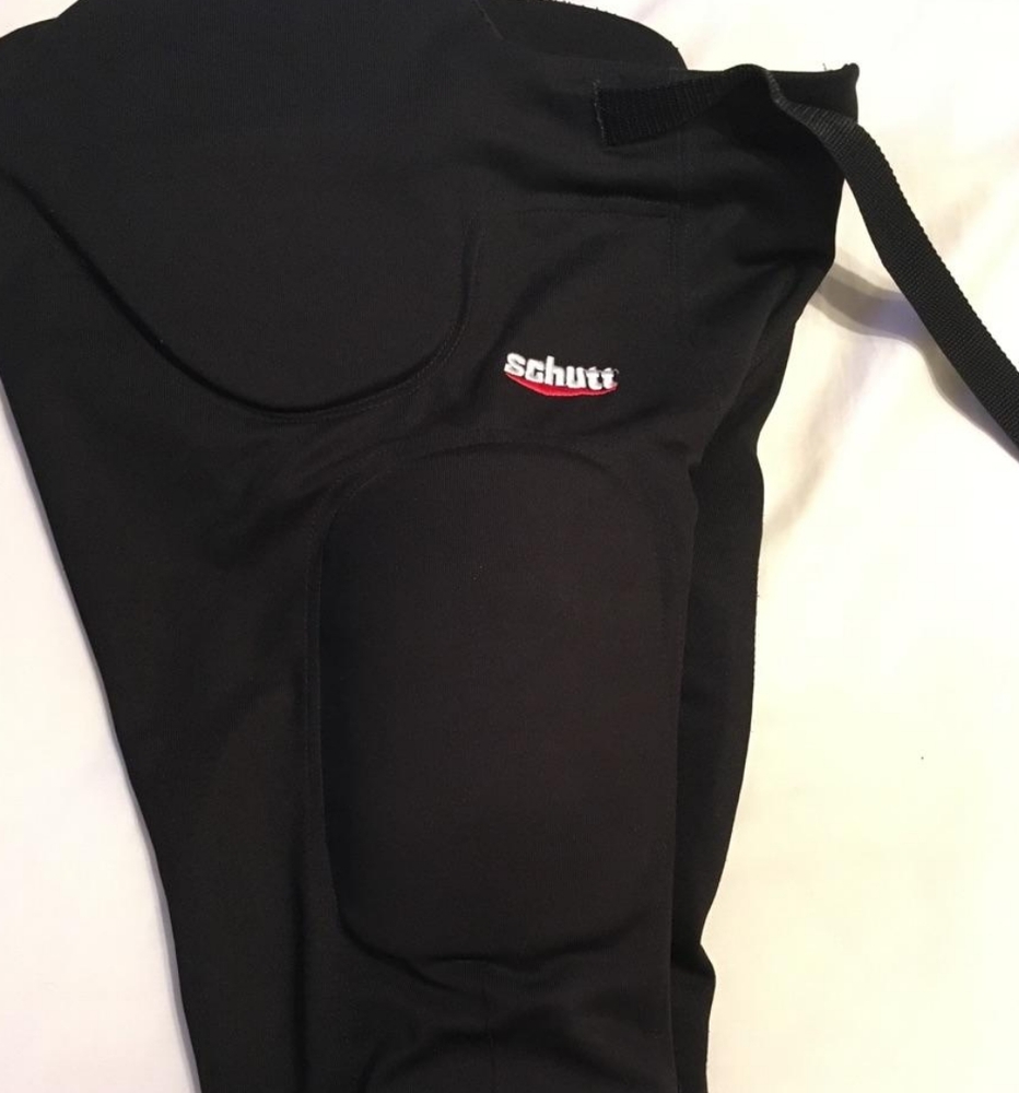 Schutt football pant with stationary pads